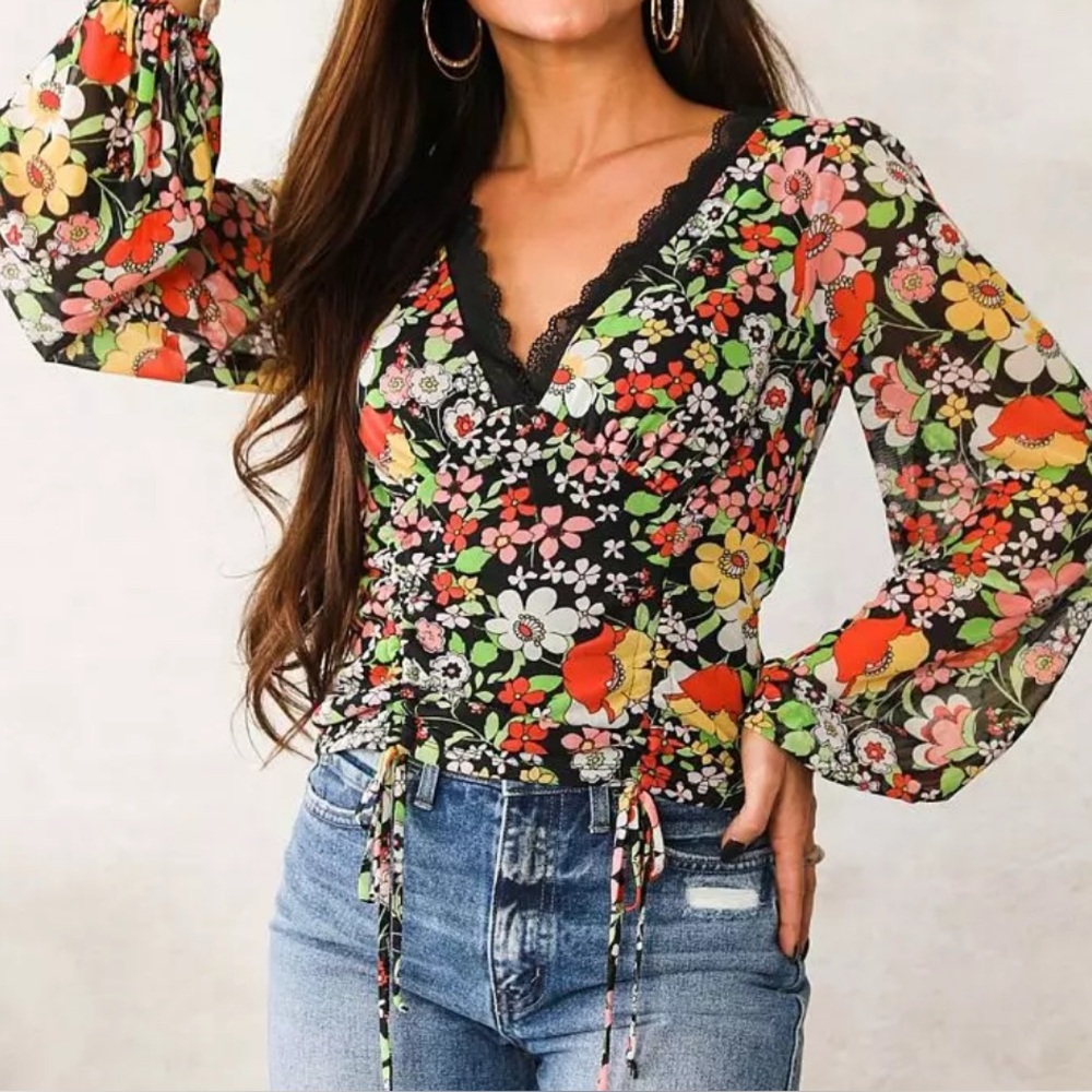 Willow & Root Floral Mesh Top size S